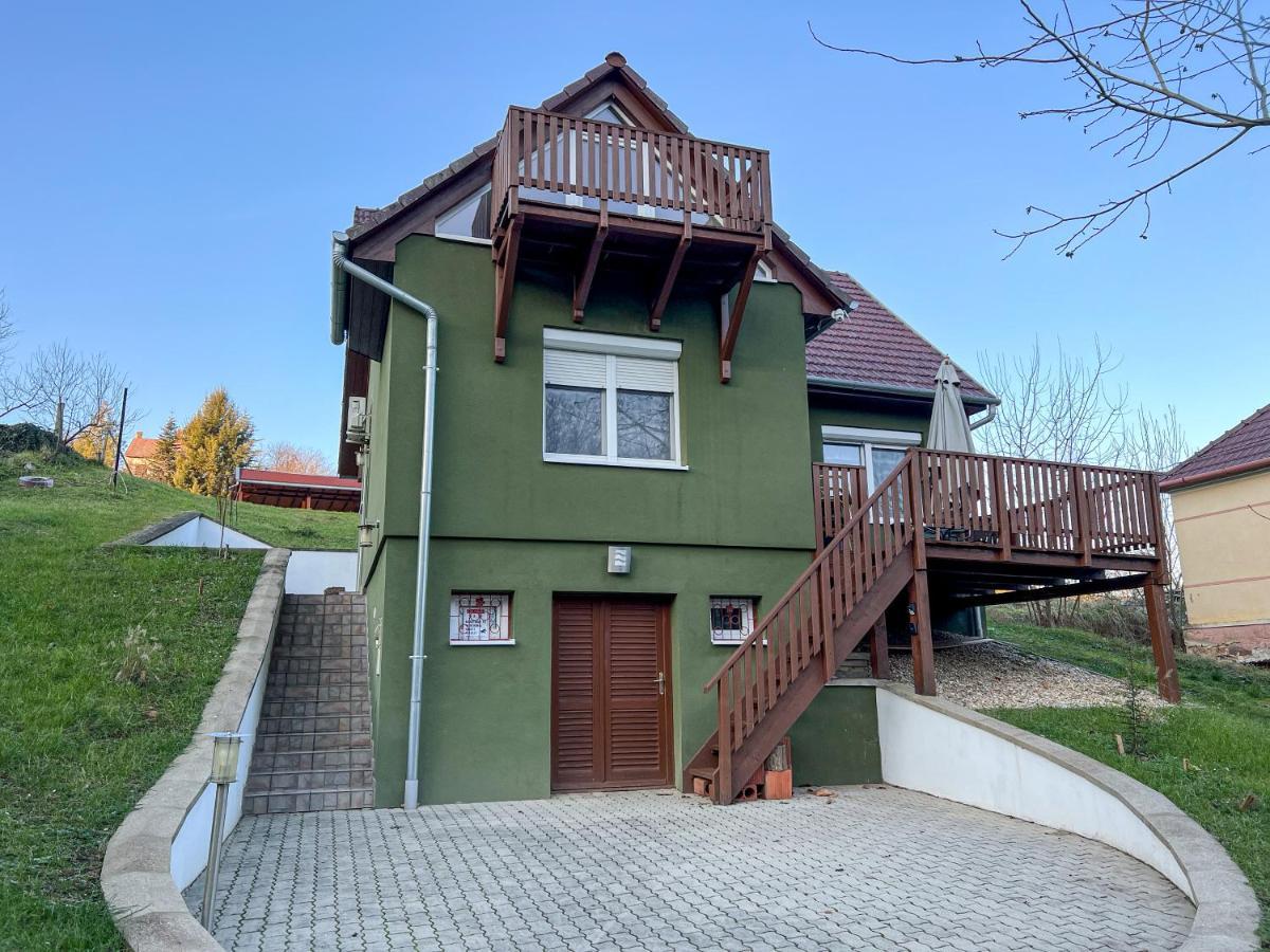 זלקרוס Sunnyside Apartmanhaz מראה חיצוני תמונה